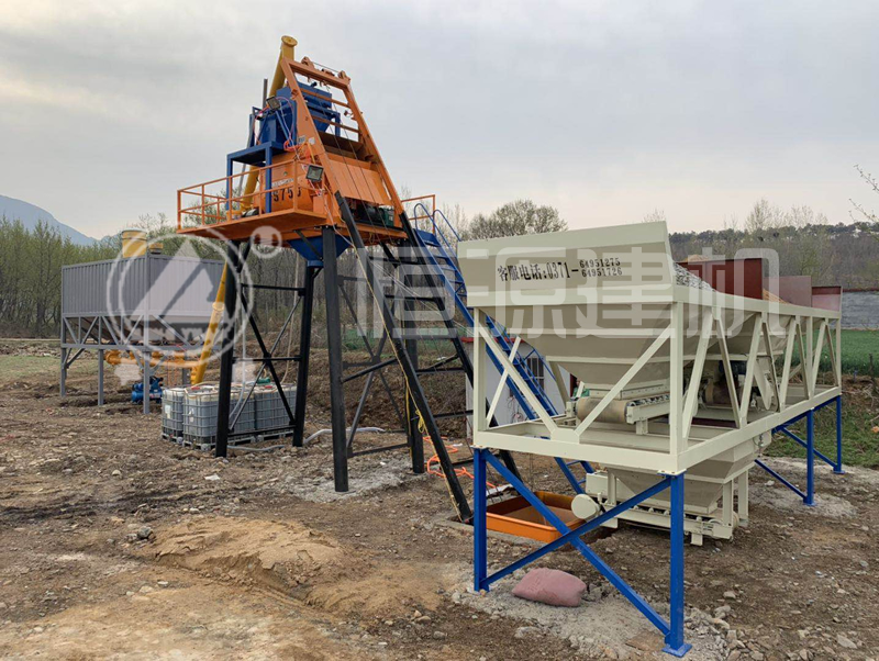 鄭州恒源建機:購買小型攪拌站設(shè)備須知